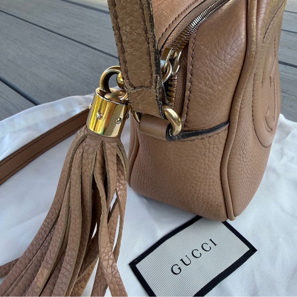 Authentic Gucci Soho Disco bag with pebble leather design (dust bag included) - Picture 8 of 17